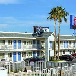 Hotel 6-phoenix, Az - Airport - 24th Street, Phoenix